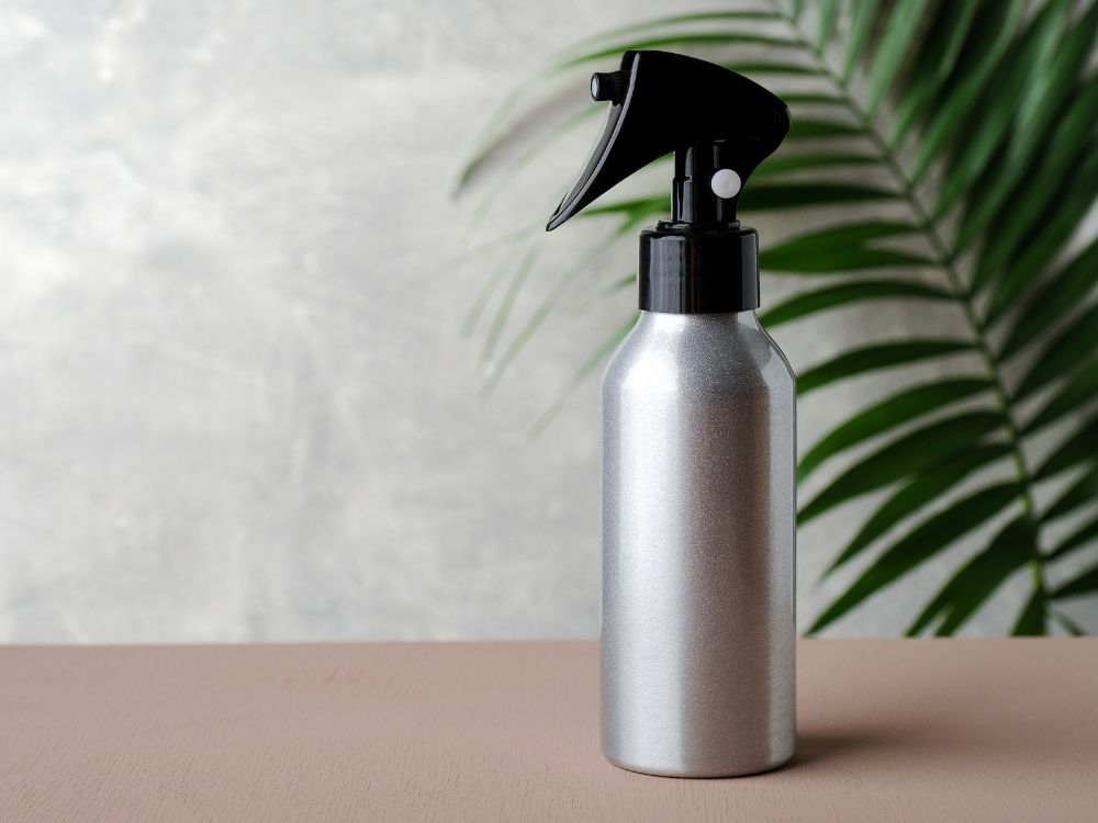 Usos inusitados do spray de cabelo: Você vai se surpreender!